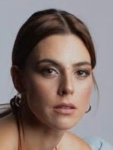 Naz Özgülüş fotoğrafı