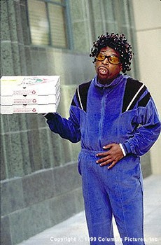 Miles Logan fotoğrafı