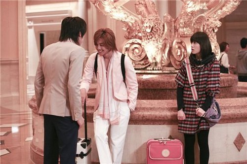 Yoon Ji Hoo fotoğrafı