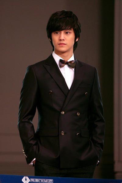 So Yi Jung fotoğrafı