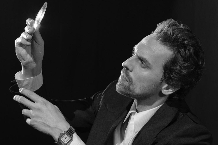 Metin Akdülger hangi okuldan mezun?