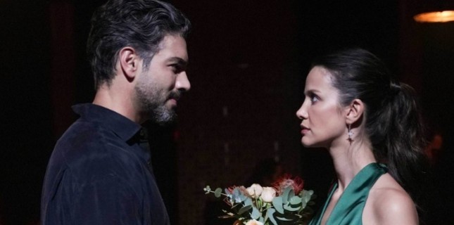 "Karadut" Oyuncularını ve Karakterlerini Tanıyalım!