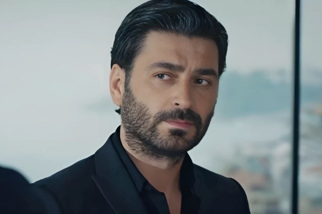 Ozan Akbaba kaç yaşında?