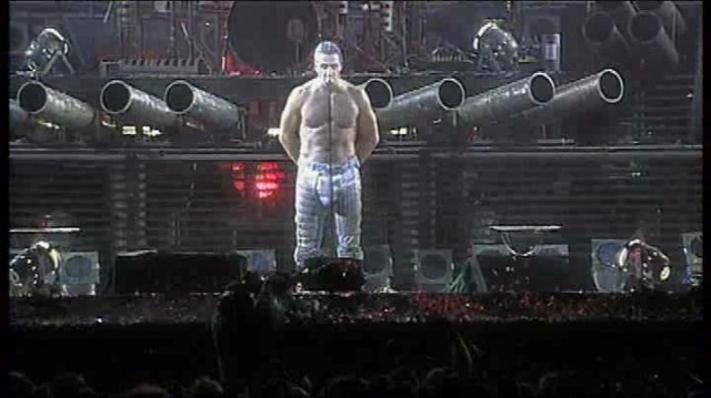 Rammstein: Live Aus Berlin fotoğrafı