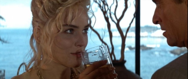 Temel İçgüdü Fotoğrafı