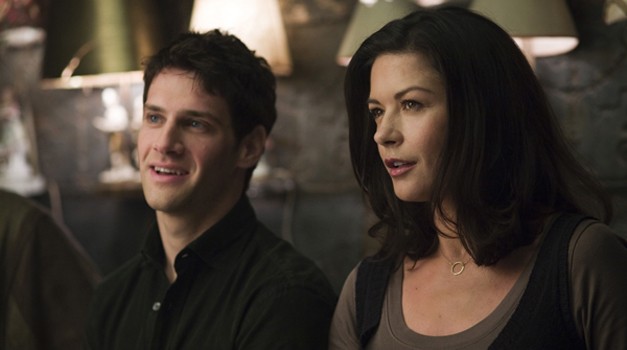 Aşkın Yaşı Yok Fotoğrafı