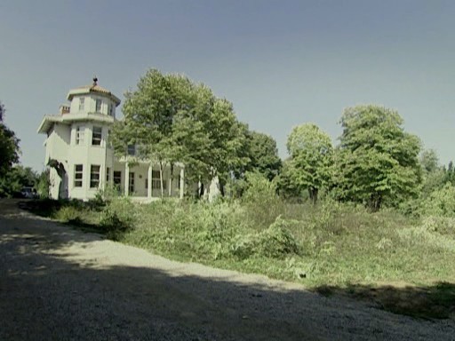 Kabuslar Evi Seni Beklerken Fotoğrafı