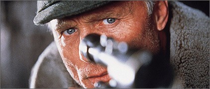 Kapıdaki Düşman Fotoğrafı