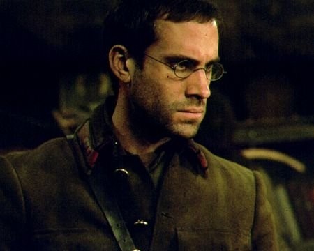 Kapıdaki Düşman Fotoğrafı