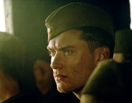 Kapıdaki Düşman Fotoğrafı