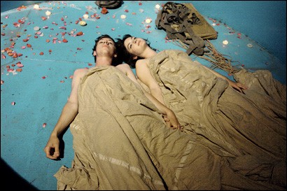 Absurdistan Fotoğrafı