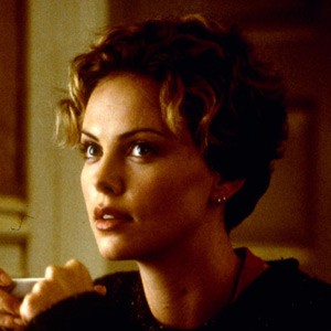 Kasımda Aşk Başkadır Fotoğrafı