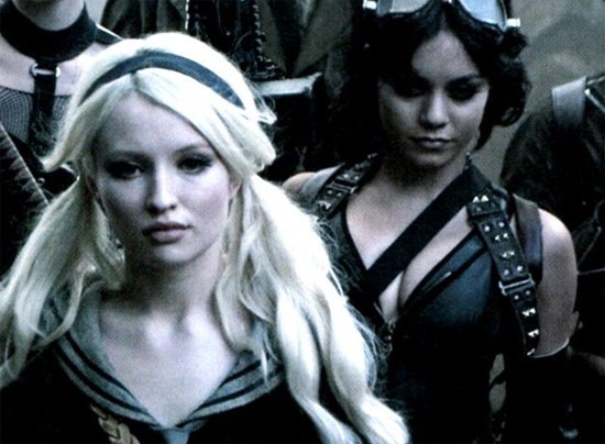 Kız ve Kurt Fotoğrafı