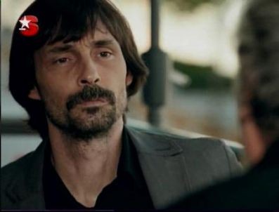 Behzat Ç. Bir Ankara Polisiyesi Fotoğrafı