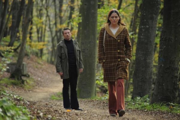 Öyle Bir Geçer Zaman Ki Fotoğrafı