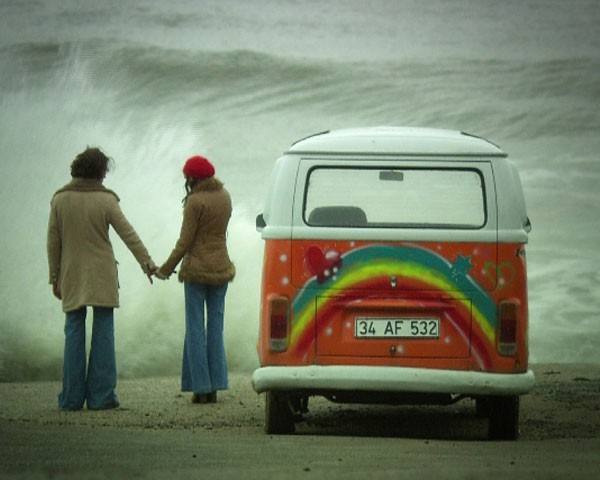 Öyle Bir Geçer Zaman Ki Fotoğrafı