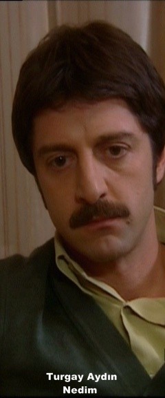 Öyle Bir Geçer Zaman Ki Fotoğrafı