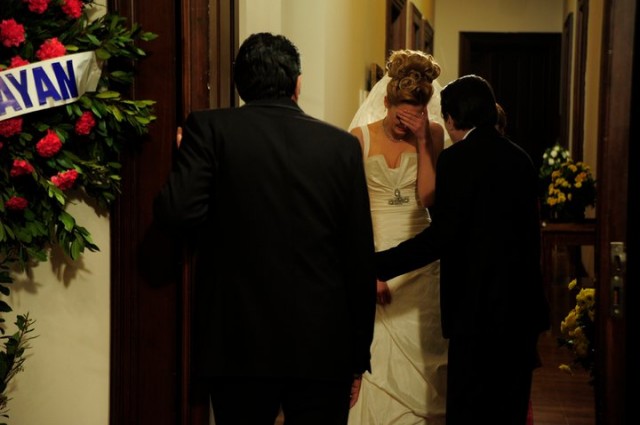 Öyle Bir Geçer Zaman Ki Fotoğrafı