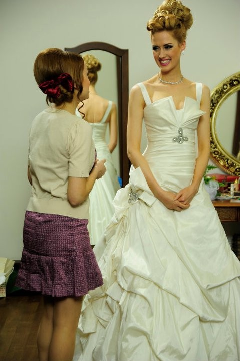 Öyle Bir Geçer Zaman Ki Fotoğrafı