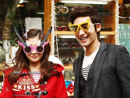 Playful Kiss Fotoğrafı