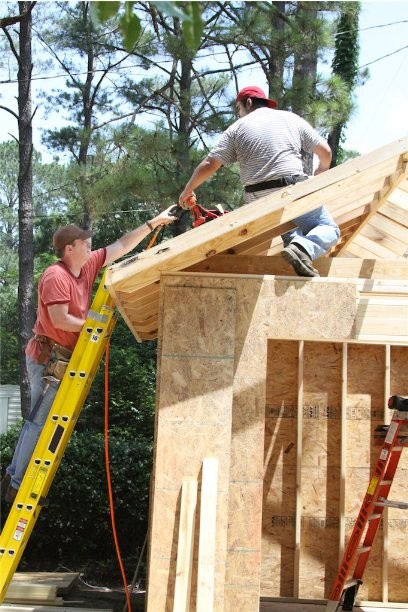 Courageous Fotoğrafı