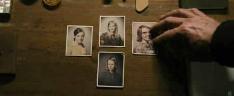 Ejderha Dövmeli Kız Fotoğrafı