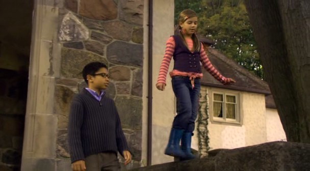 Roxy Hunter And The Mystery Of The Moody Ghost fotoğrafı