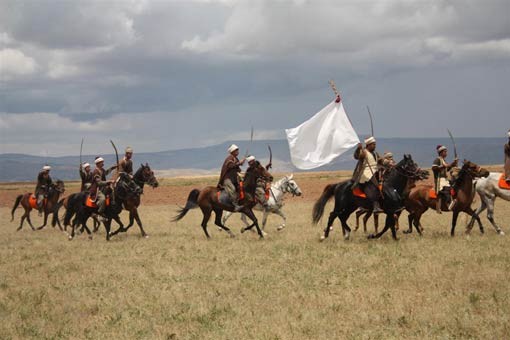 Ustalar Alimler Ve Sultanlar fotoğrafı