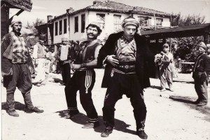 Kara Kartal fotoğrafı