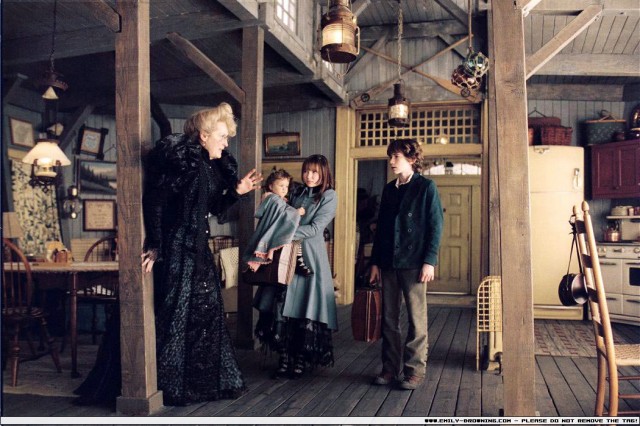 Talihsiz Serüvenler Dizisi Fotoğrafı