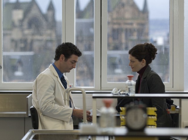 Clive Barker'dan Kan Kitabı Fotoğrafı