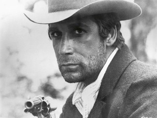 Un Mınuto Para Rezar Un Segundo Para Morır fotoğrafı