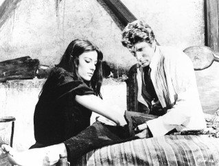 Un Mınuto Para Rezar Un Segundo Para Morır fotoğrafı