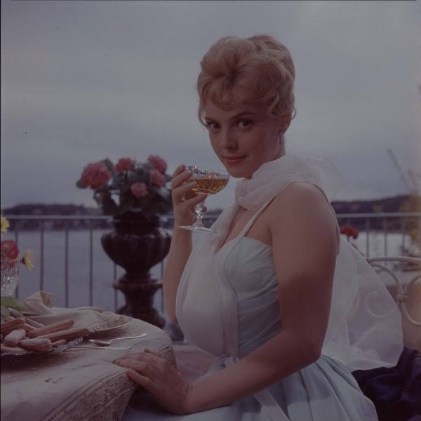 Un Caprice De Caroline Chérie fotoğrafı