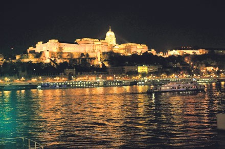 Tuna Nehri Aksam Diyor fotoğrafı