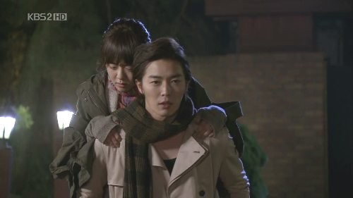 Evlen Benimle, Mary! Fotoğrafı