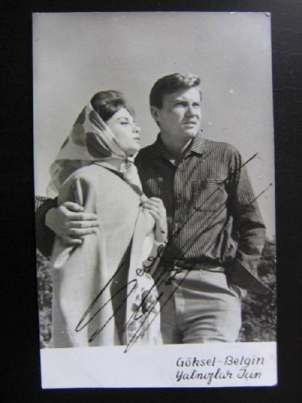 Yalnızlar İçin fotoğrafı