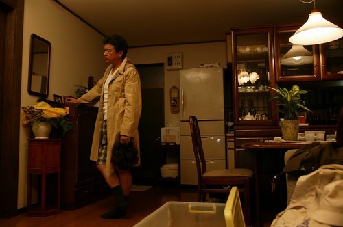 Flowers In The Shadow fotoğrafı