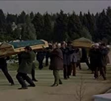 Mezarını Kaz Beni Bekle (1971) afişi