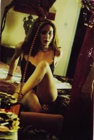 Looking Through Lillian fotoğrafı