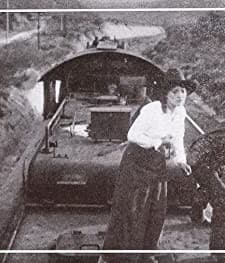 The Leap From The Water Tower (1915) afişi