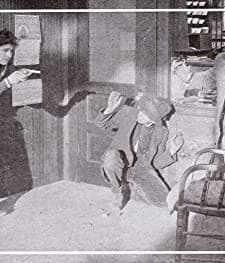 The Broken Circuit (1915) afişi