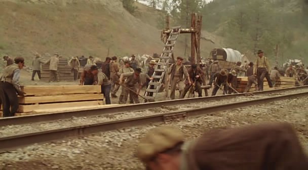 Iron Road Fotoğrafı