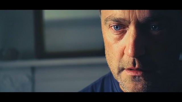 The Holding fotoğrafı