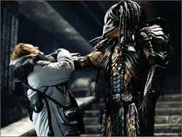 Alien Predator'a Karşı Fotoğrafı
