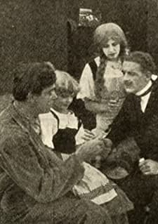 Strength Of Family Ties (1914) afişi