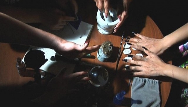 Demon Divas And The Lanes Of Damnation Fotoğrafı