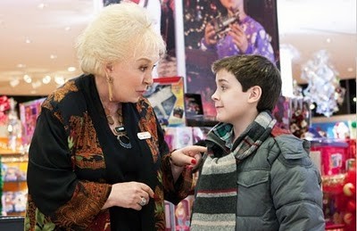 Call Me Mrs. Miracle fotoğrafı