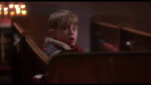 Evde Tek Başına Fotoğrafı