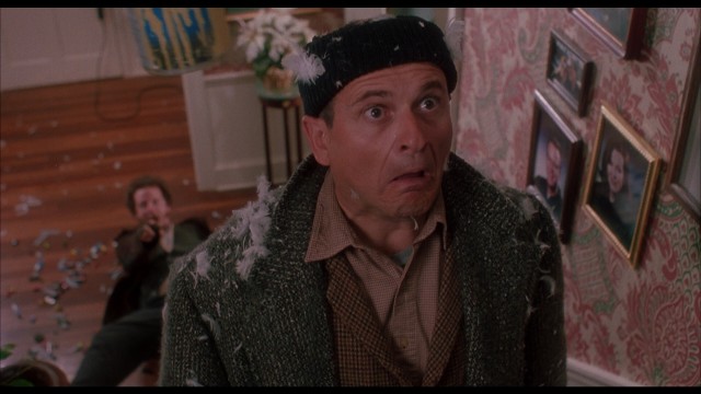 Evde Tek Başına Fotoğrafı